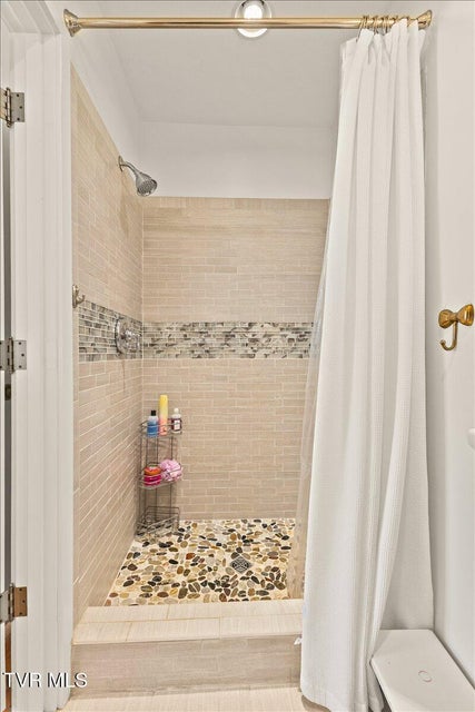 Photo #49: 802 Mountain View Circle