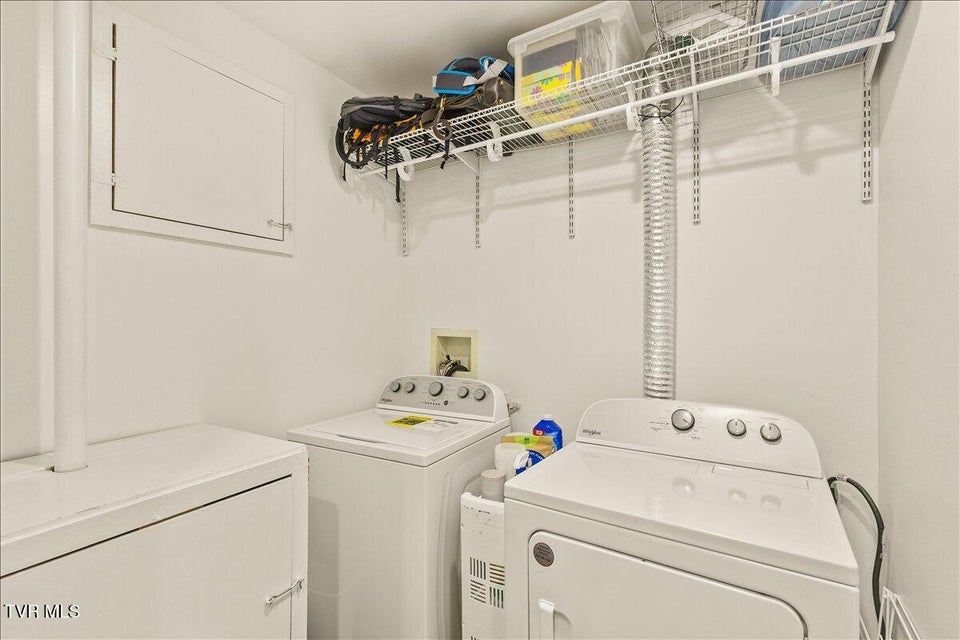 Photo #54: 802 Mountain View Circle