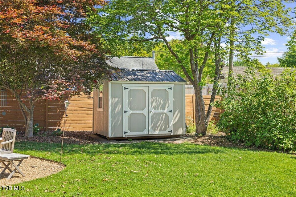 Photo #60: 802 Mountain View Circle