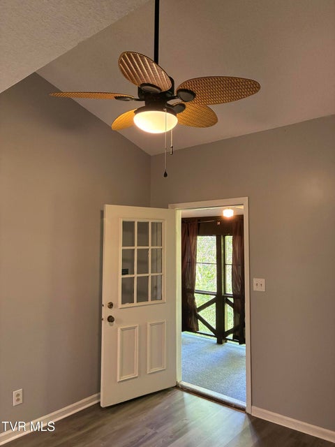 Photo #25: 1833 Presswood Road