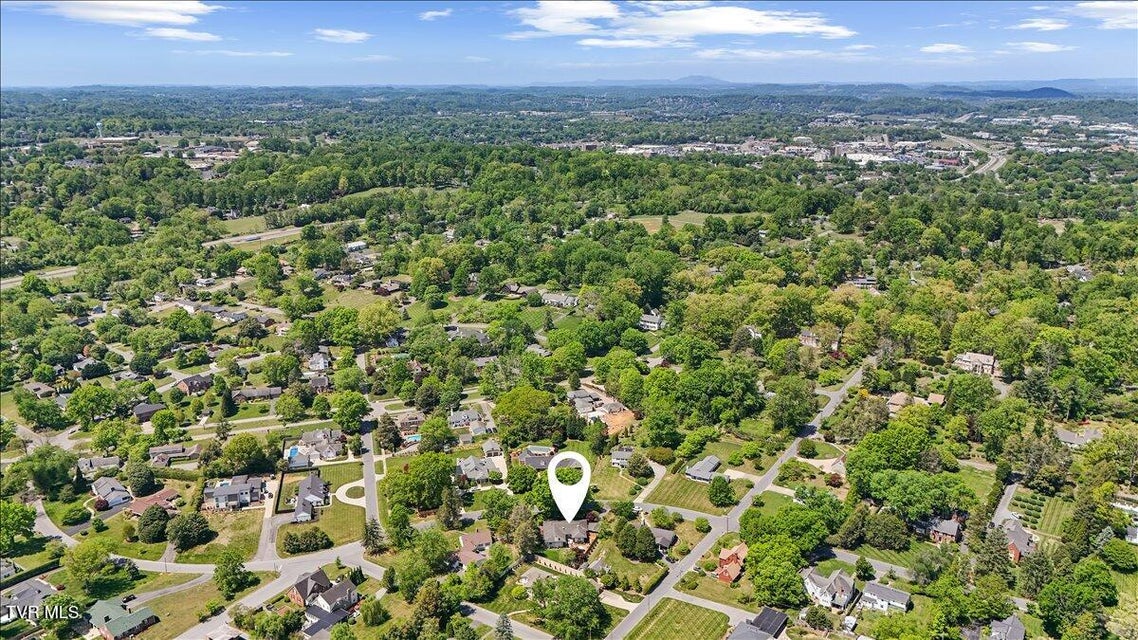 Photo #78: 802 Mountain View Circle