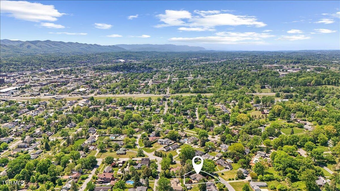 Photo #80: 802 Mountain View Circle