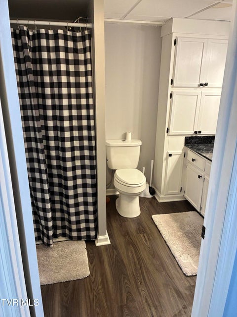 Photo #15: 1833 Presswood Road