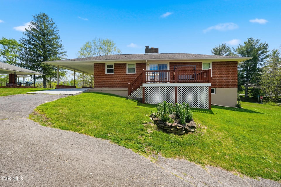 Photo #8: 26 Wh Short Street