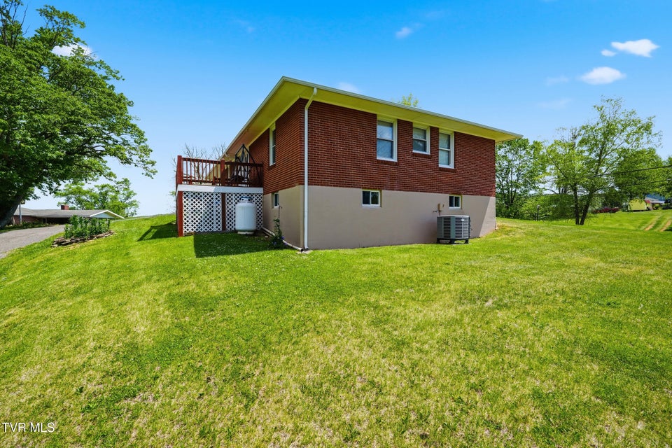 Photo #6: 26 Wh Short Street