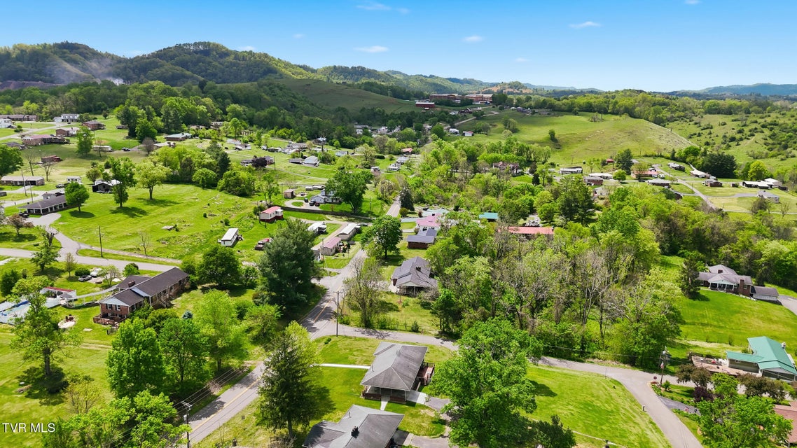 Photo #40: 26 Wh Short Street