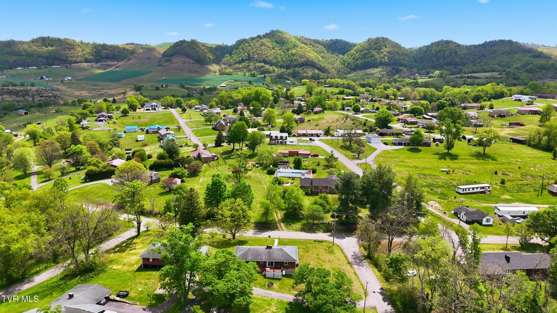 Photo #41: 26 Wh Short Street