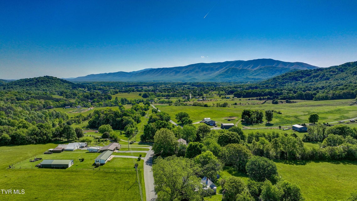 Photo #50: 475 White Sands Road