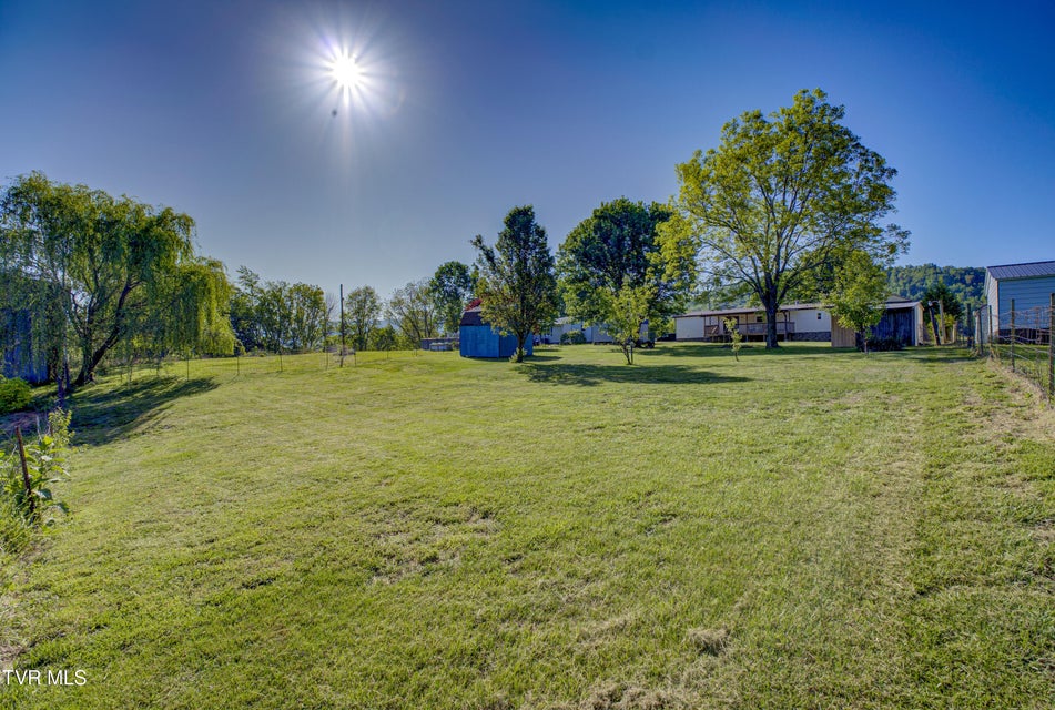 Photo #47: 475 White Sands Road