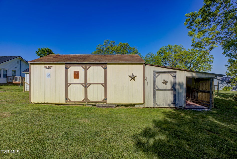 Photo #39: 475 White Sands Road