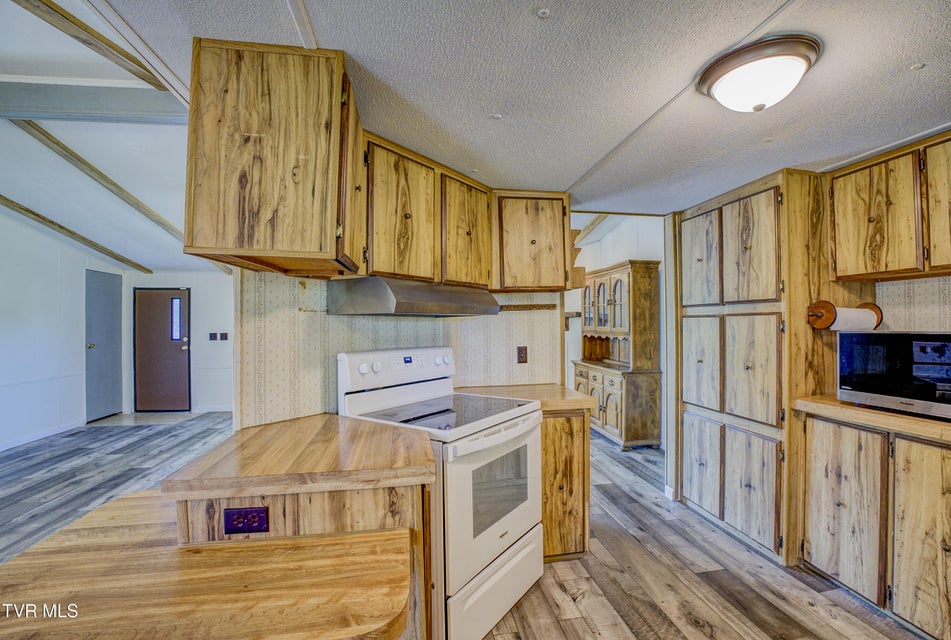 Photo #13: 475 White Sands Road