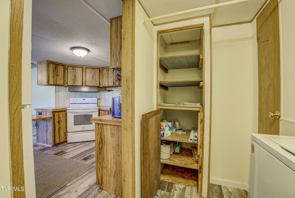 Photo #18: 475 White Sands Road