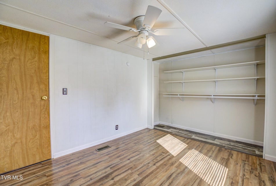 Photo #24: 475 White Sands Road