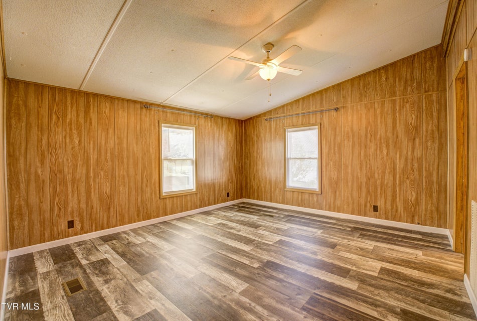 Photo #28: 475 White Sands Road