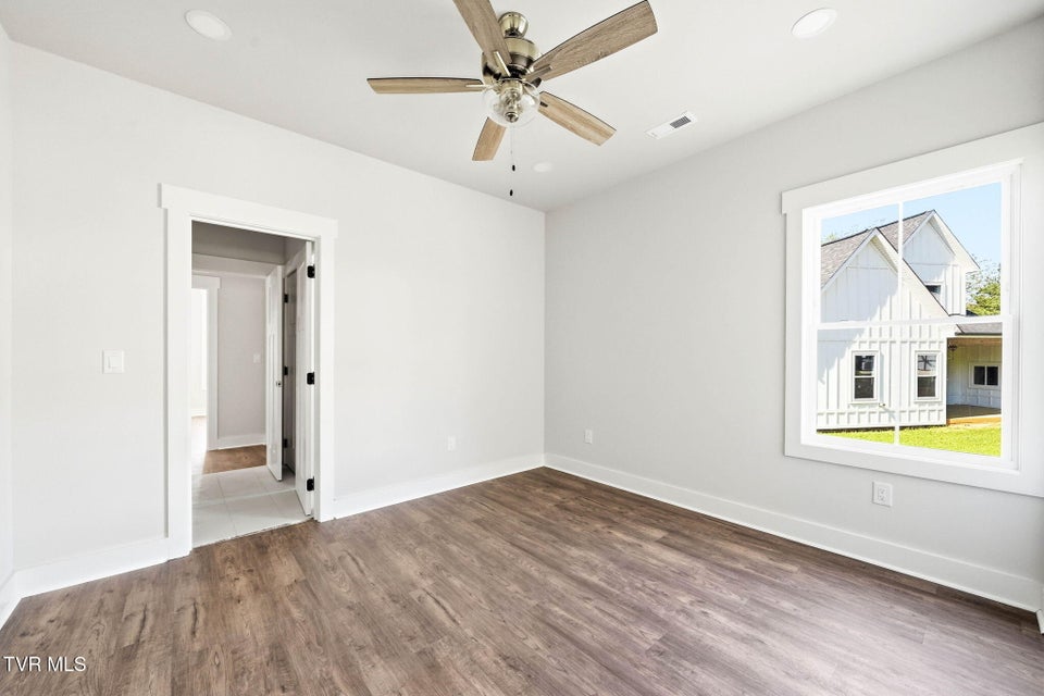 Photo #14: 287 Old Island Trail