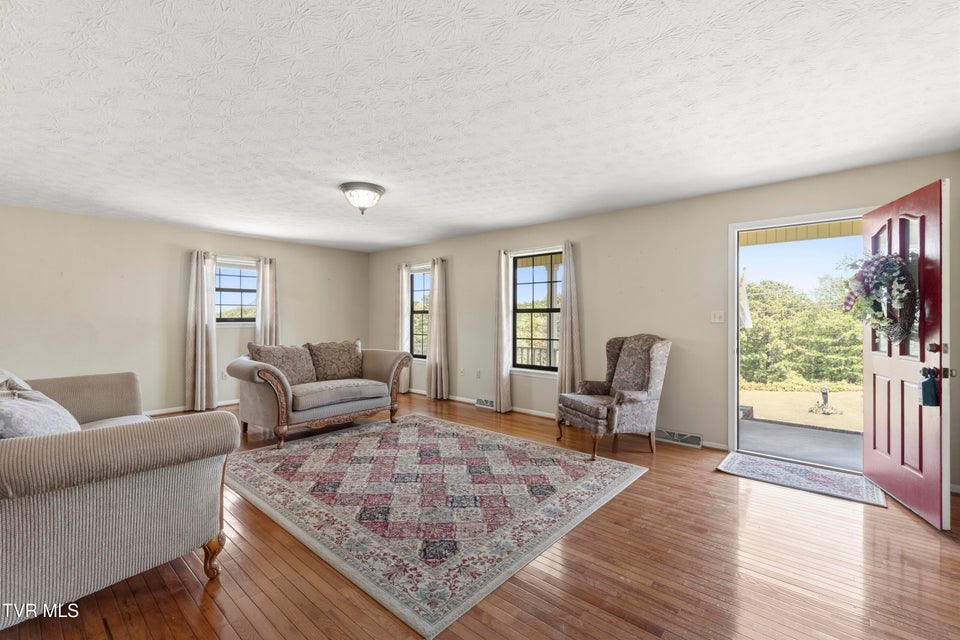 Photo #5: 275 Hills Drive