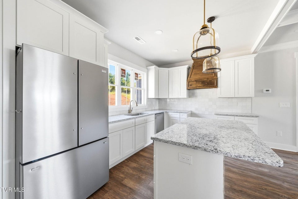 Photo #25: 287 Old Island Trail