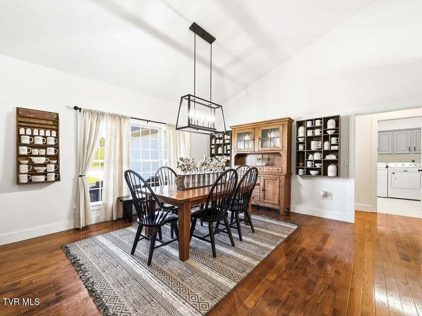 Photo #13: 220 Misty View Circle