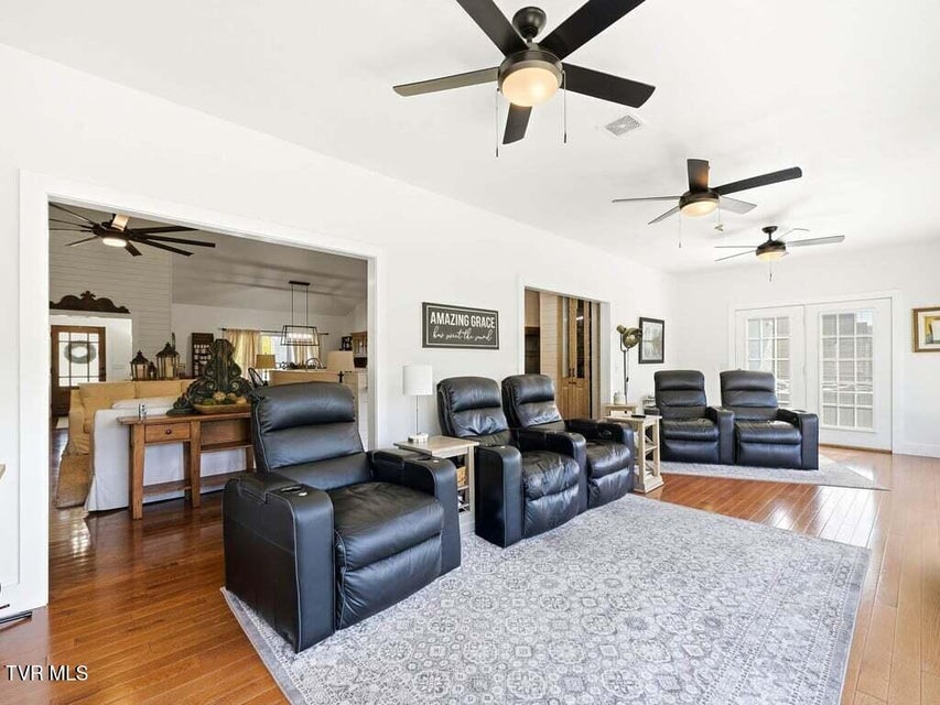 Photo #17: 220 Misty View Circle