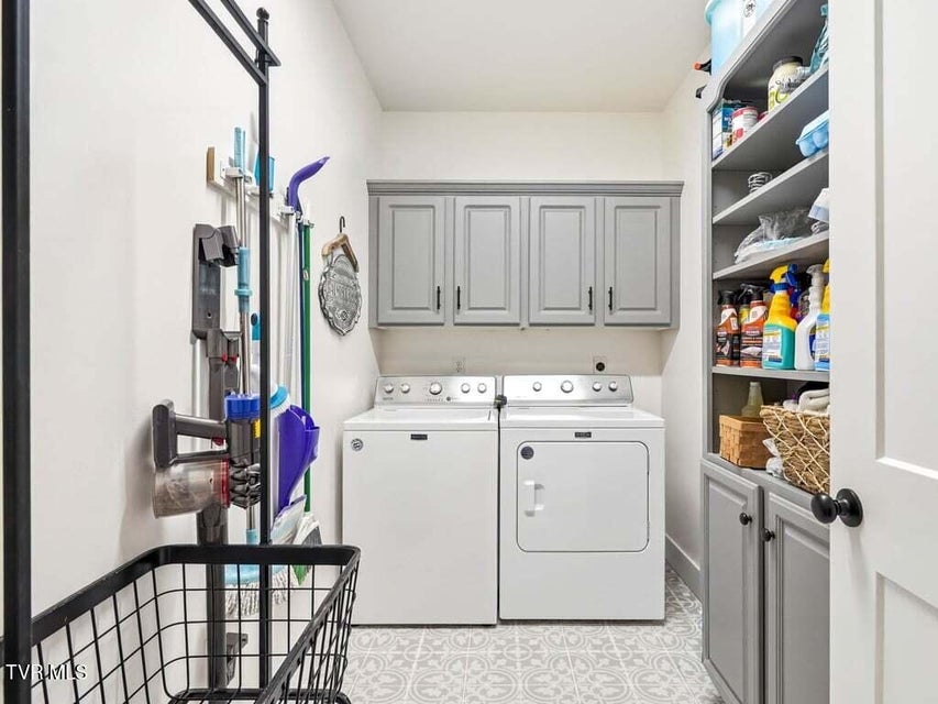 Photo #26: 220 Misty View Circle