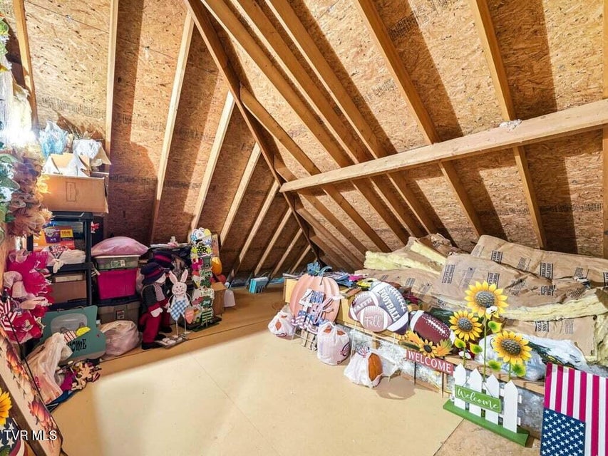 Photo #36: 220 Misty View Circle