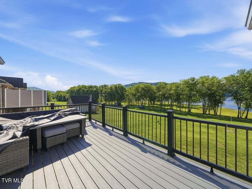 Photo #60: 220 Misty View Circle