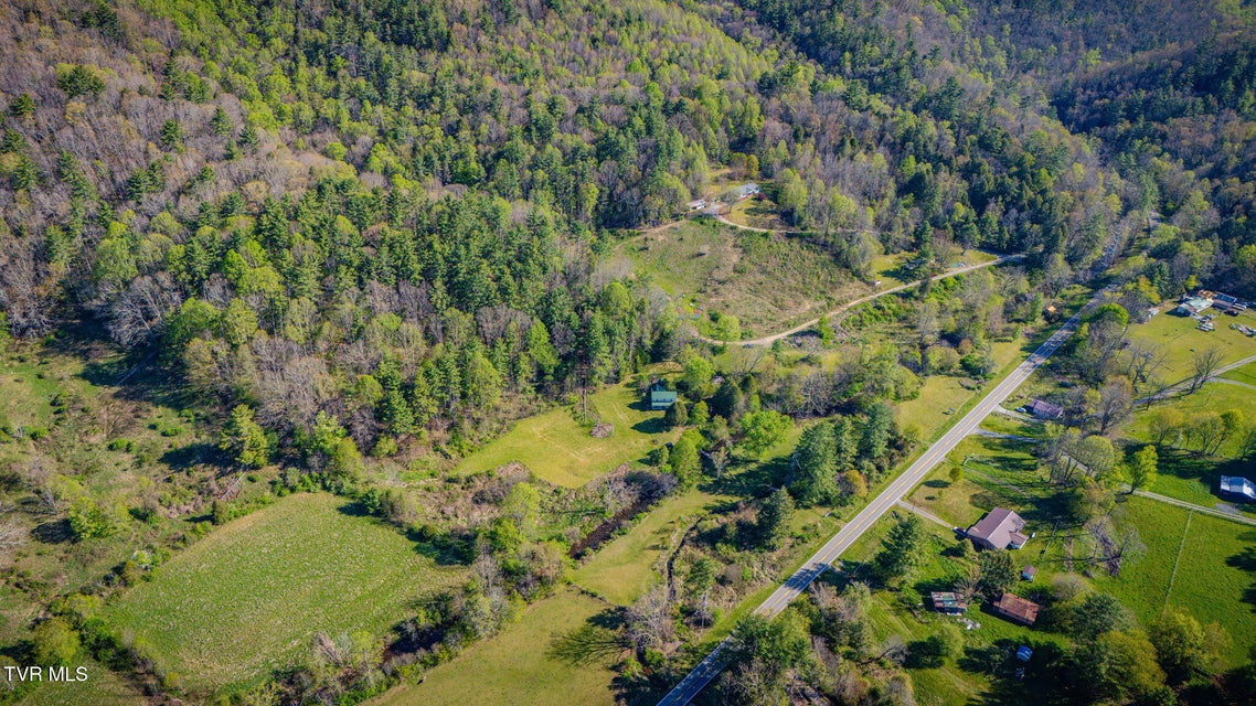 Photo #10: 507 Ivan Greer Lane