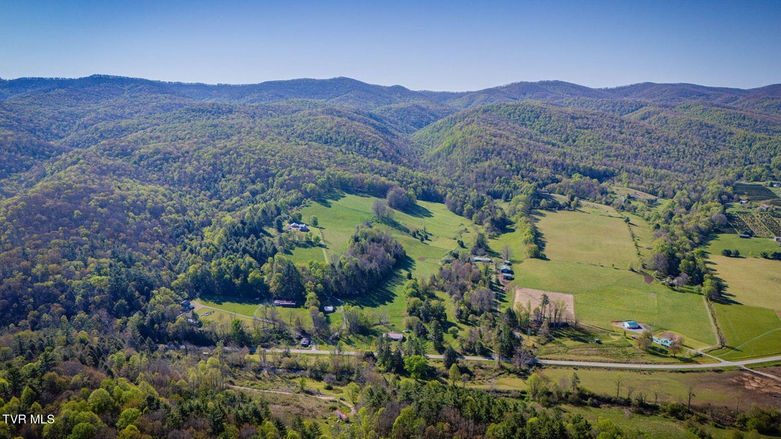 Photo #13: 507 Ivan Greer Lane