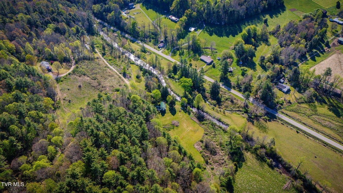 Photo #16: 507 Ivan Greer Lane