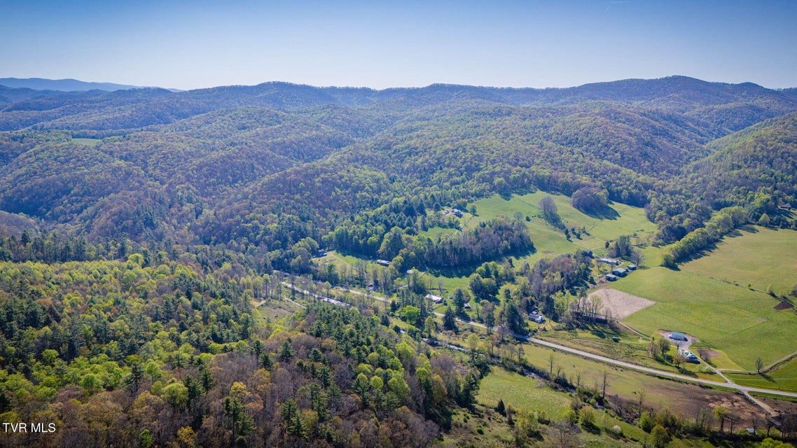 Photo #17: 507 Ivan Greer Lane