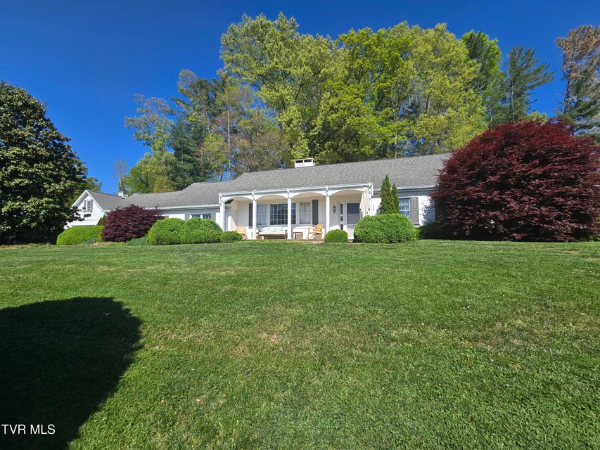 Photo #4: 570 Valley Drive