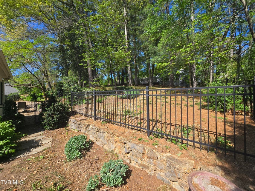 Photo #12: 570 Valley Drive