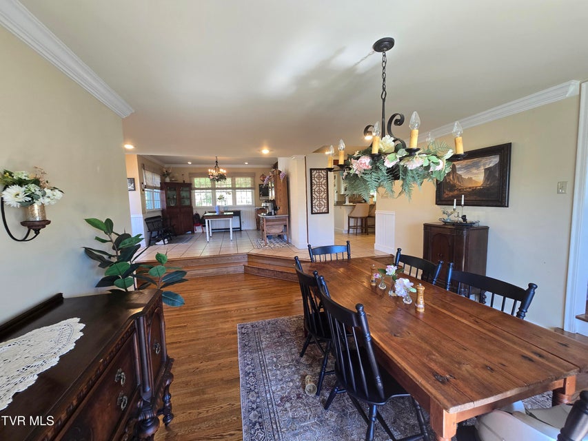 Photo #31: 570 Valley Drive