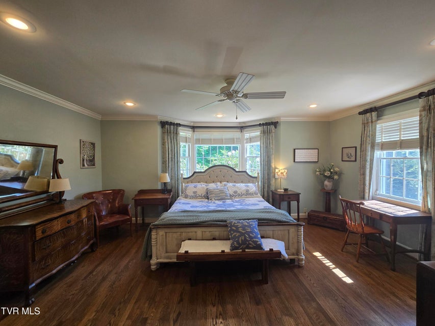 Photo #44: 570 Valley Drive