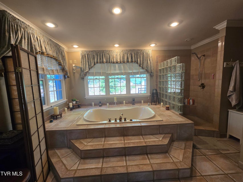 Photo #46: 570 Valley Drive