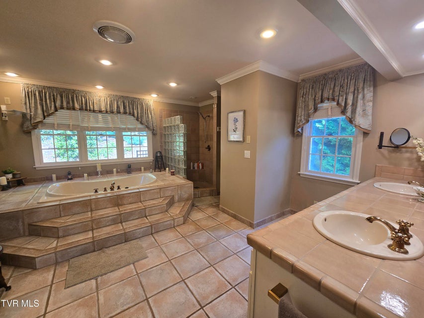 Photo #48: 570 Valley Drive