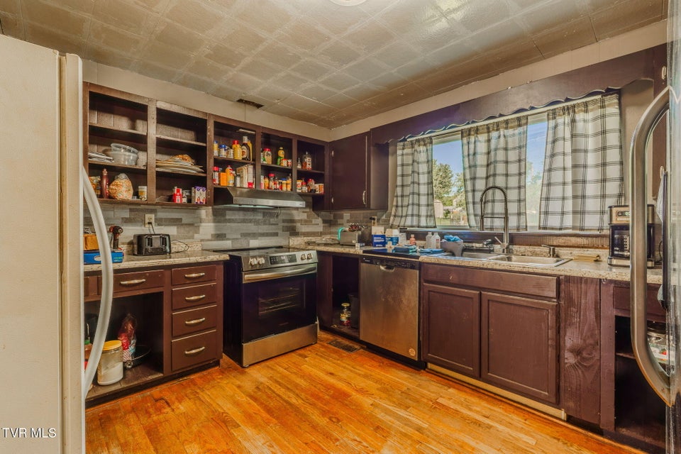 Photo #8: 190 Debusk Road