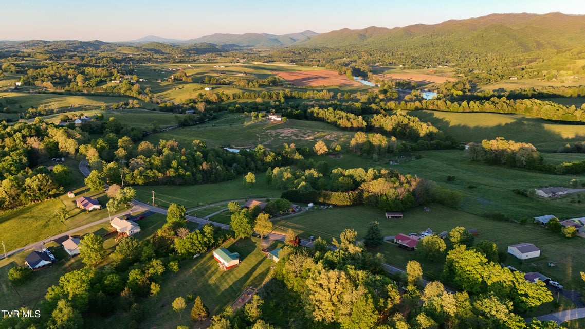 Photo #9: 1989 Conklin Road