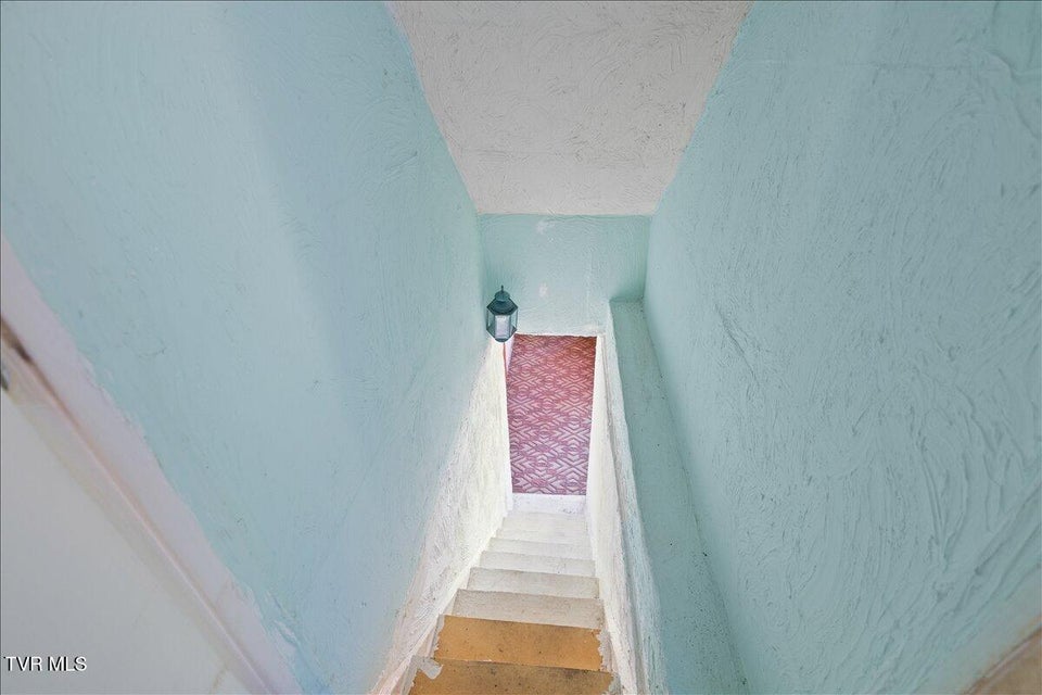 Photo #23: 143 Mustang Street