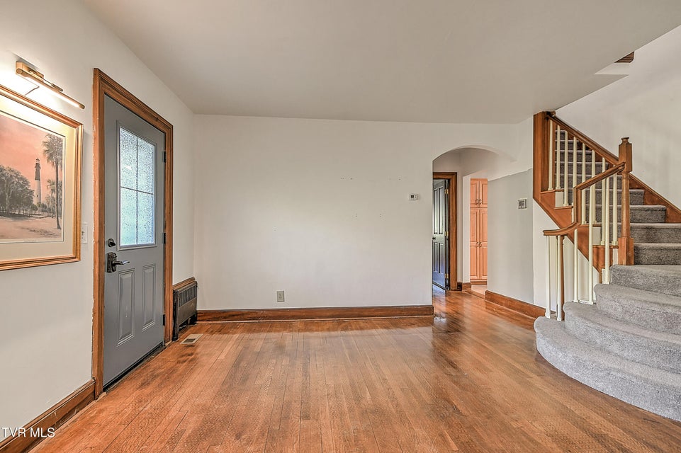 Photo #3: 303 Tennessee 143 