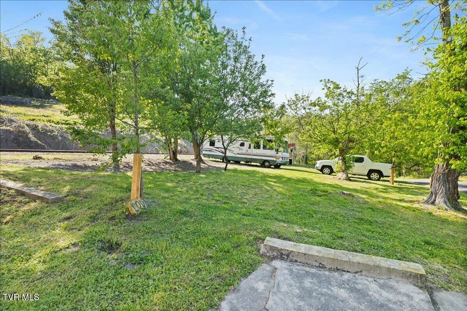 Photo #29: 143 Mustang Street