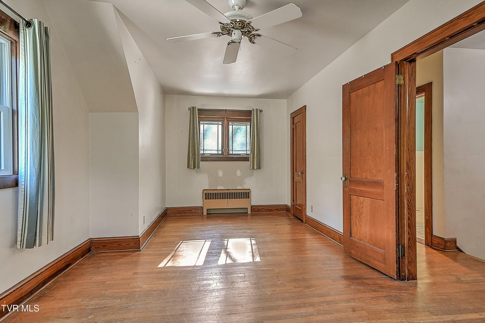 Photo #30: 303 Tennessee 143 