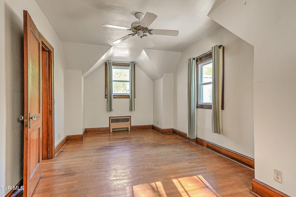 Photo #31: 303 Tennessee 143 