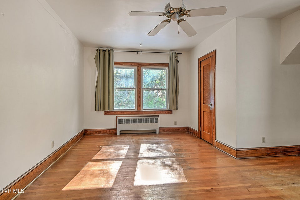 Photo #33: 303 Tennessee 143 