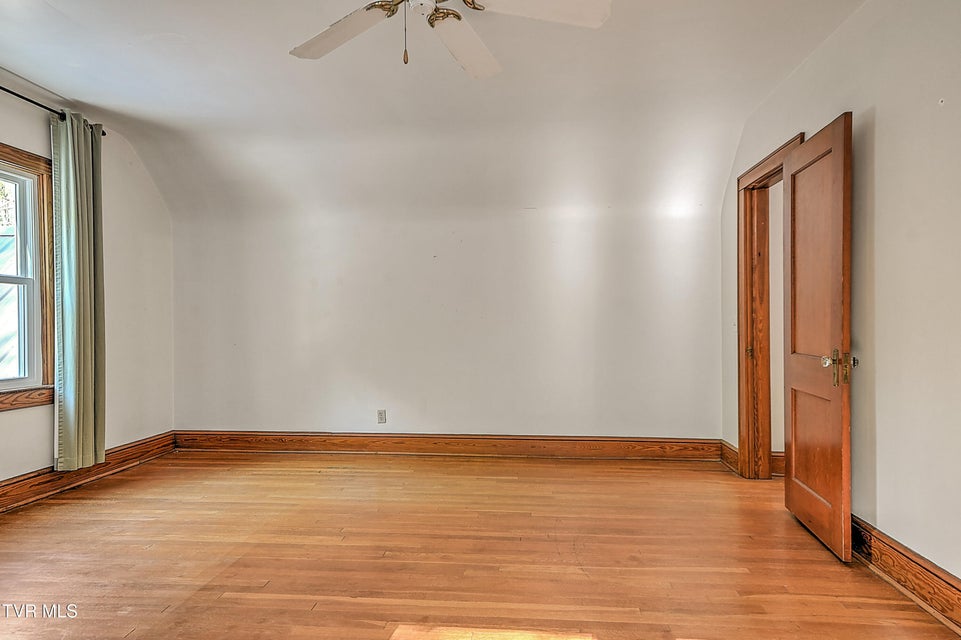 Photo #34: 303 Tennessee 143 