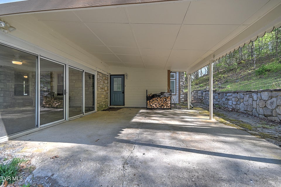 Photo #40: 303 Tennessee 143 