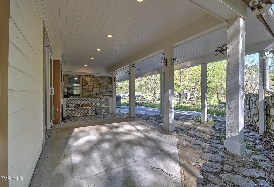 Photo #43: 303 Tennessee 143 