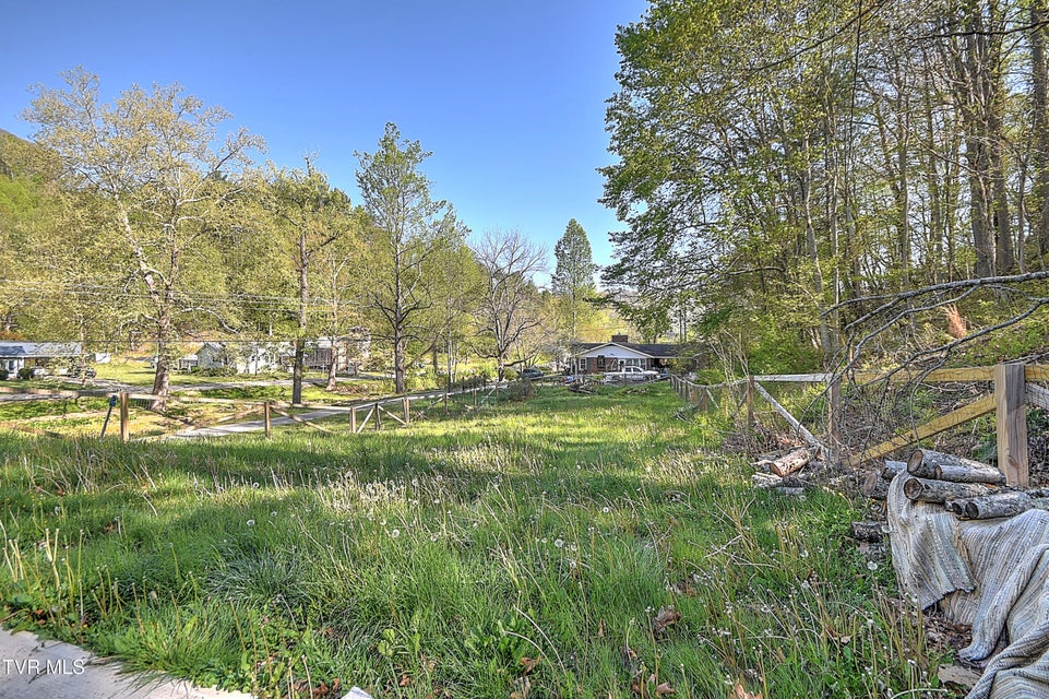 Photo #44: 303 Tennessee 143 