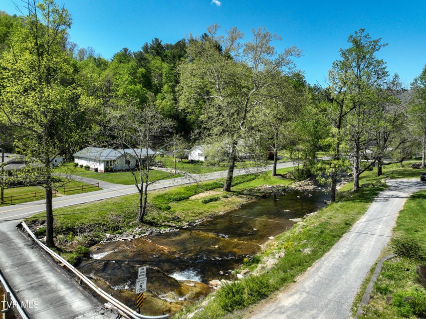 Photo #49: 303 Tennessee 143 