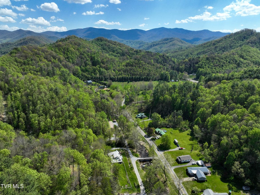 Photo #61: 303 Tennessee 143 